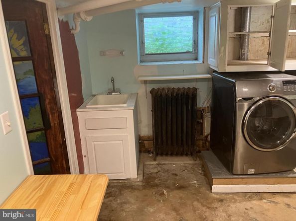 4521 Mckinley Street, Philadelphia PA 19135