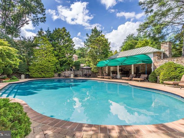 1035 Wright Drive, Huntingdon Valley PA 19006
