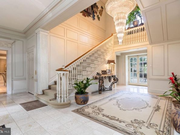1035 Wright Drive, Huntingdon Valley PA 19006