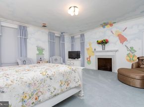 1035 Wright Drive, Huntingdon Valley PA 19006