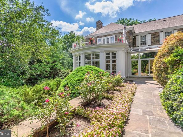 1035 Wright Drive, Huntingdon Valley PA 19006
