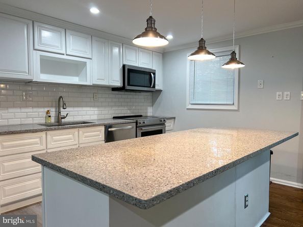 9914 Brightlea Drive, Vienna VA 22181