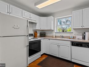 42 W College Avenue 222, Yardley PA 19067