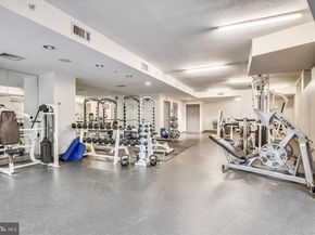 400 Massachusetts Avenue NW 817, Washington DC 20001