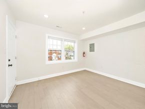 1214 18TH Place NE, Washington DC 20002