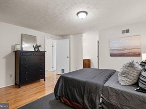 2306 Middle Creek Lane, Reston VA 20191