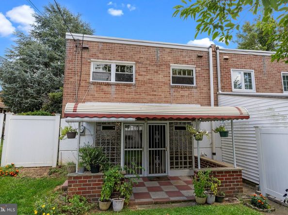 9990 Sandy Road, Philadelphia PA 19115
