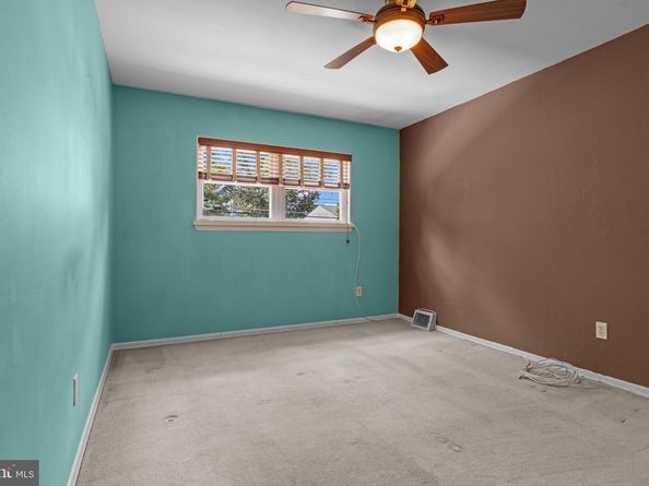 9990 Sandy Road, Philadelphia PA 19115