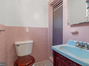 9990 Sandy Road, Philadelphia PA 19115