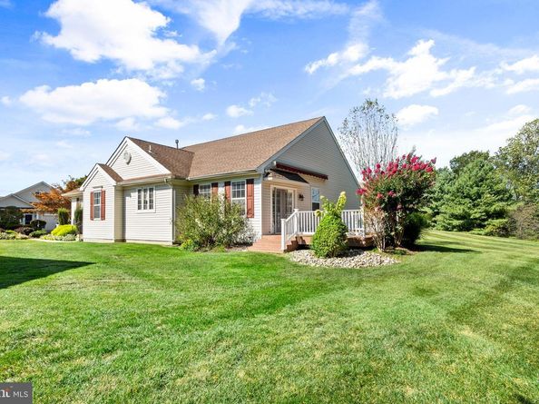 24 Tupelo Lane, Langhorne PA 19047