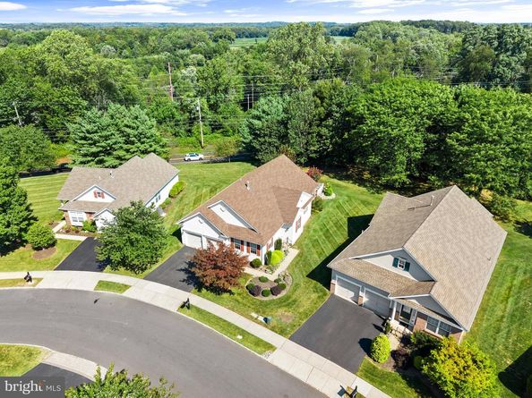 24 Tupelo Lane, Langhorne PA 19047
