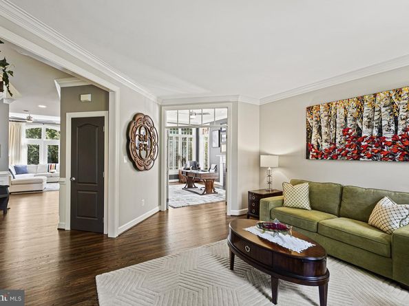 11103 Chessington Place, Reston VA 20194