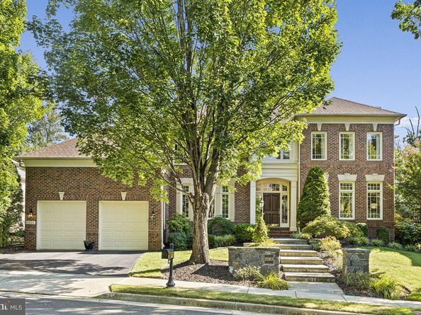 11103 Chessington Place, Reston VA 20194
