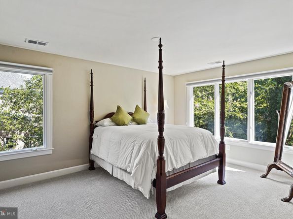 11103 Chessington Place, Reston VA 20194