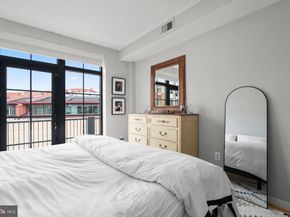 2412 17TH Street NW 301, Washington DC 20009
