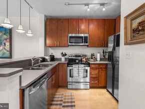 2412 17TH Street NW 301, Washington DC 20009