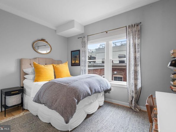 2412 17TH Street NW 301, Washington DC 20009