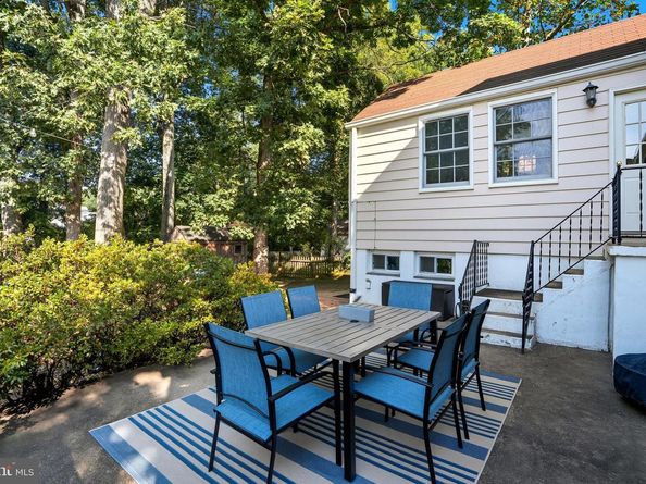 2908 Monroe Place, Falls Church VA 22042