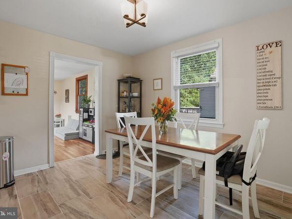 2908 Monroe Place, Falls Church VA 22042