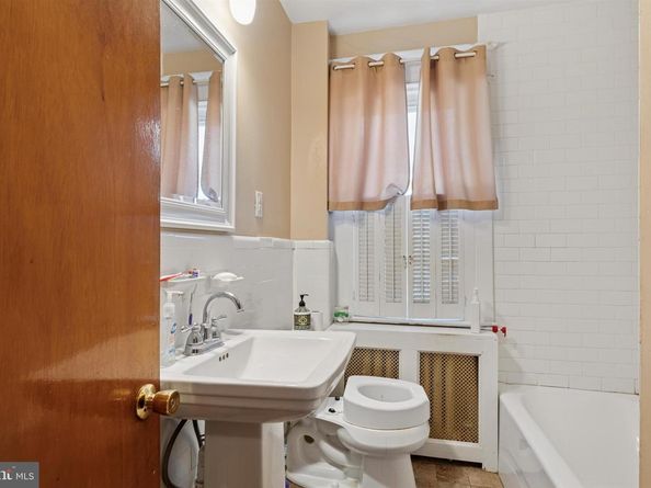 26 E Turnbull Avenue, Havertown PA 19083