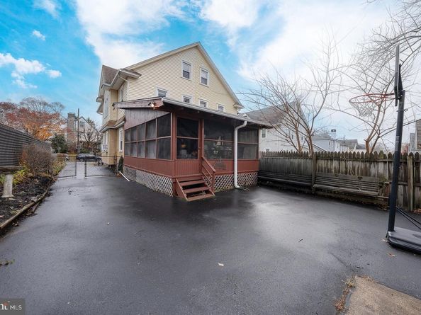 26 E Turnbull Avenue, Havertown PA 19083