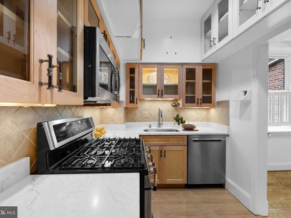 1907 S Street NW C, Washington DC 20009
