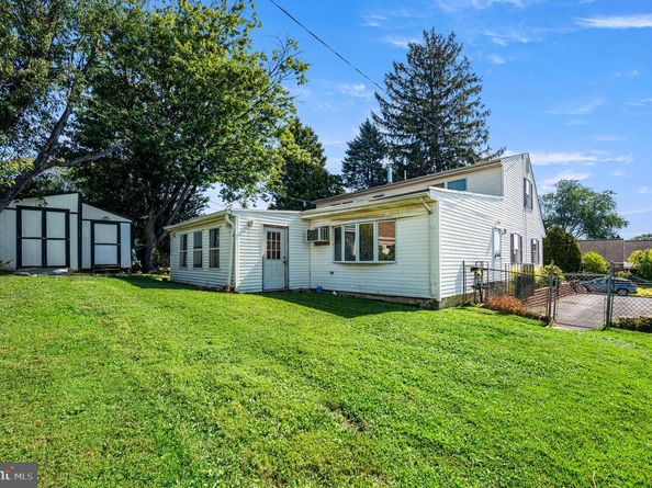 11008 Proctor Road, Philadelphia PA 19116