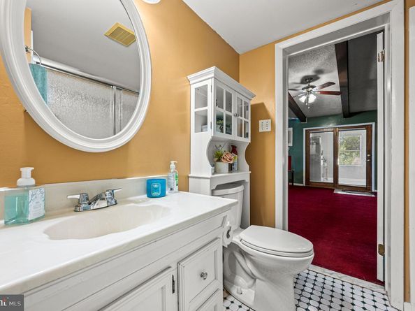 11008 Proctor Road, Philadelphia PA 19116