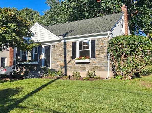 505 Glendale Road, Havertown PA 19083