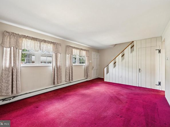 841 Bobwhite Lane, Secane PA 19018