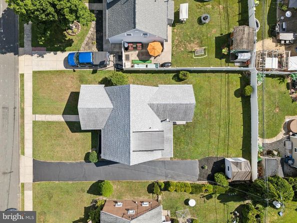 841 Bobwhite Lane, Secane PA 19018