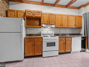 719 N 4TH Street, Philadelphia PA 19123