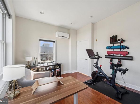 1111 Mount Vernon Street 3, Philadelphia PA 19123