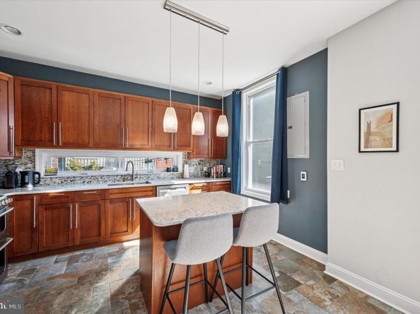 1111 Mount Vernon Street 3, Philadelphia PA 19123