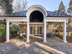 1221 Mottrom Drive, Mclean VA 22101