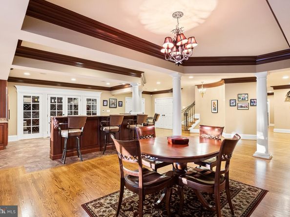 1221 Mottrom Drive, Mclean VA 22101