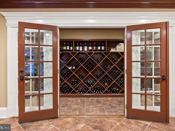 1221 Mottrom Drive, Mclean VA 22101