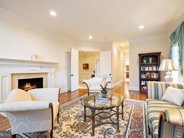 1221 Mottrom Drive, Mclean VA 22101