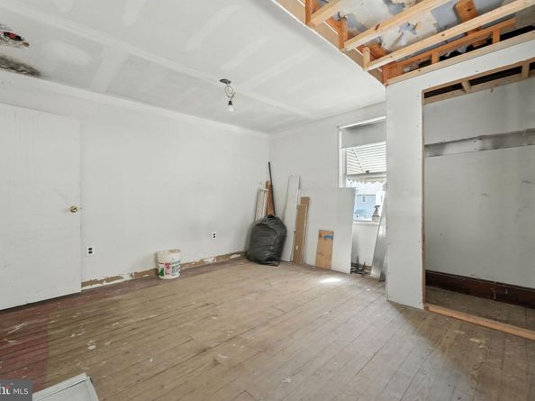 231 Bartram Avenue, Essington PA 19029
