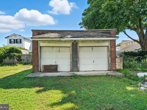 231 Bartram Avenue, Essington PA 19029