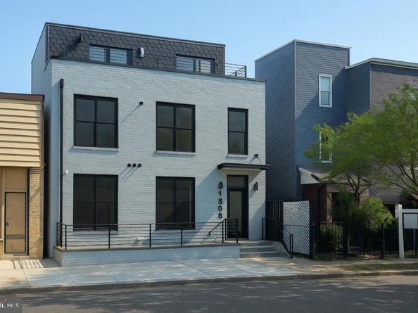 1806 D Street NE 4, Washington DC 20002