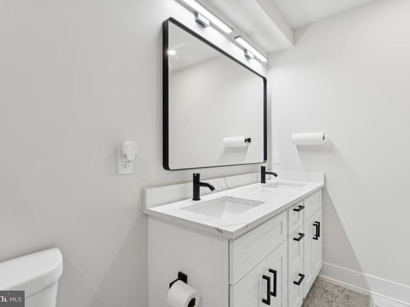 1921 Capitol Avenue NE 1, Washington DC 20002