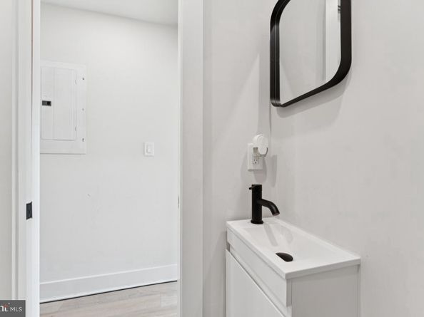 1921 Capitol Avenue NE 1, Washington DC 20002