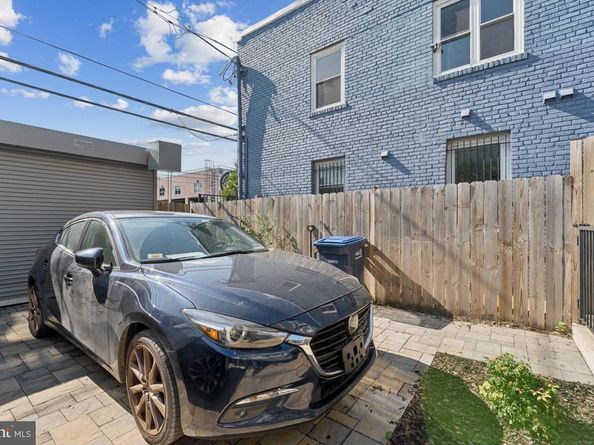 1921 Capitol Avenue NE 1, Washington DC 20002