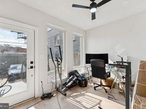 1921 Capitol Avenue NE 1, Washington DC 20002