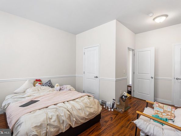 2021 N 16TH Street, Philadelphia PA 19121