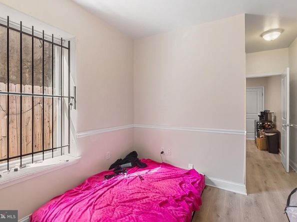 2021 N 16TH Street, Philadelphia PA 19121