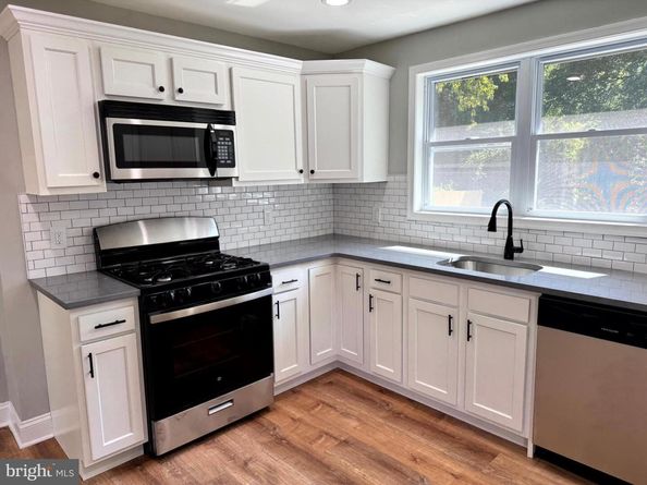 413 Continental Road, Hatboro PA 19040