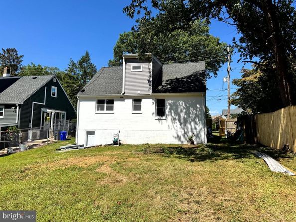 413 Continental Road, Hatboro PA 19040