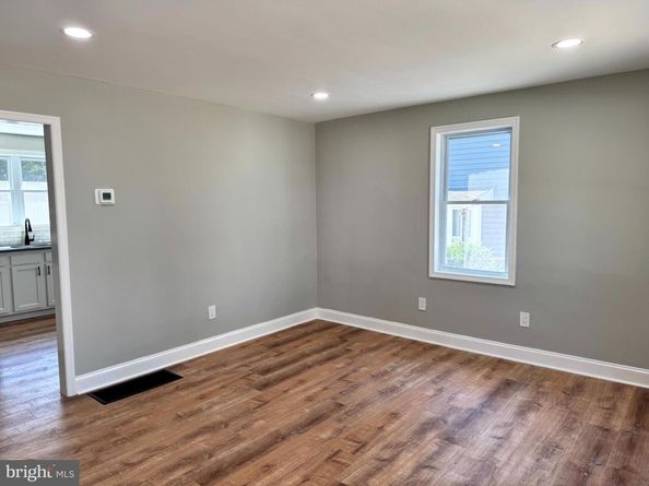 413 Continental Road, Hatboro PA 19040